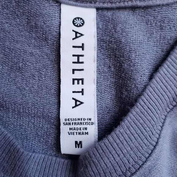 ATHLETA Mindset Sweatshirt in Tempest Violet Grey Purple Tulip Hem Size Medium - Picture 10 of 12